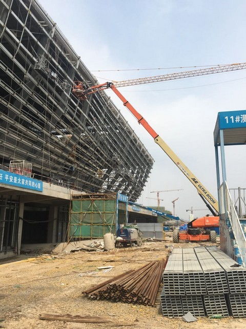 南平市自行曲臂式升降車出租價(jià)格與附著式升降腳手架選擇——宏信建發(fā)專業(yè)服務(wù)指南